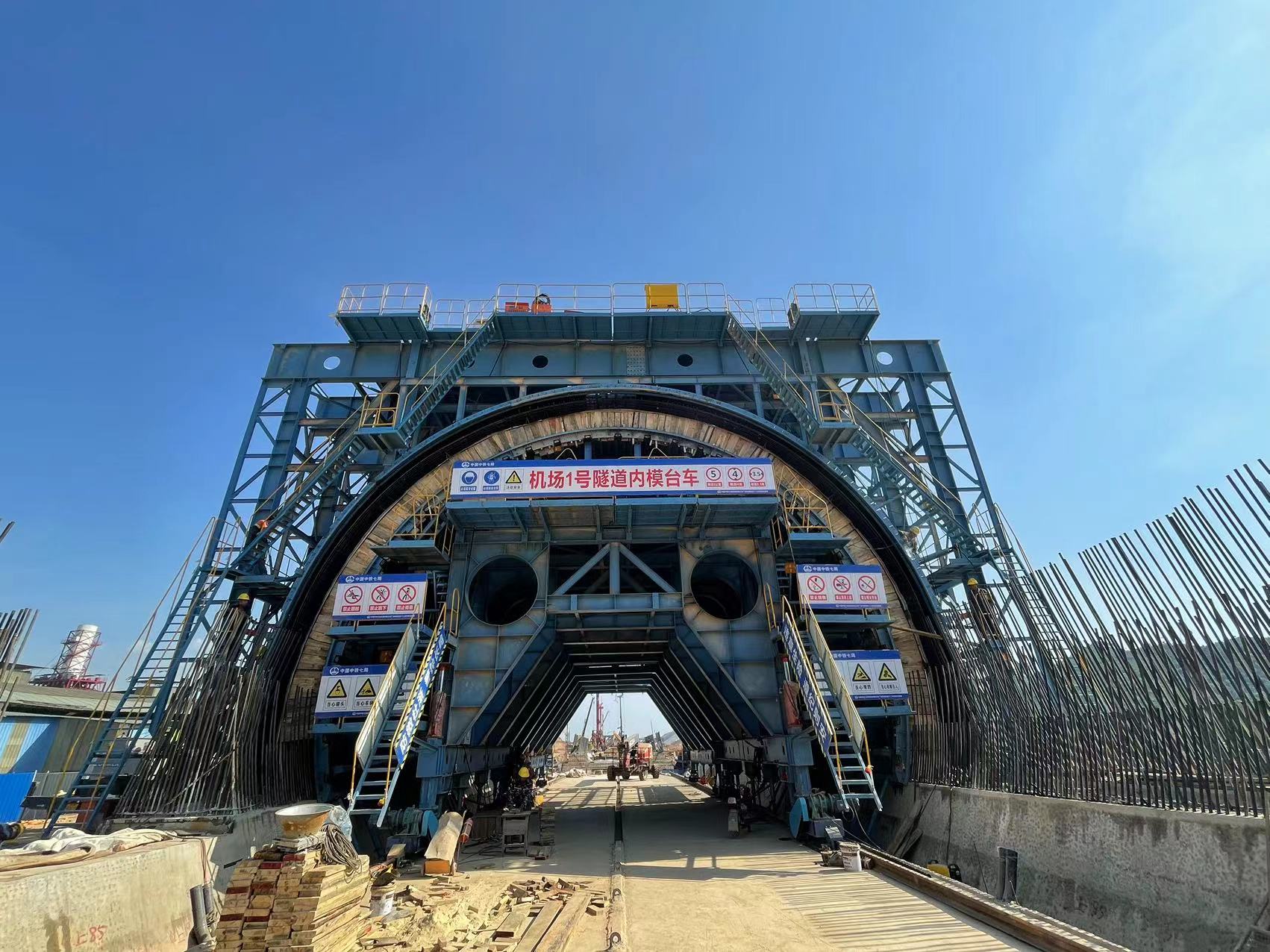 广东肇庆10.1米液压台车项目 广东肇庆10.1米液压台车项目